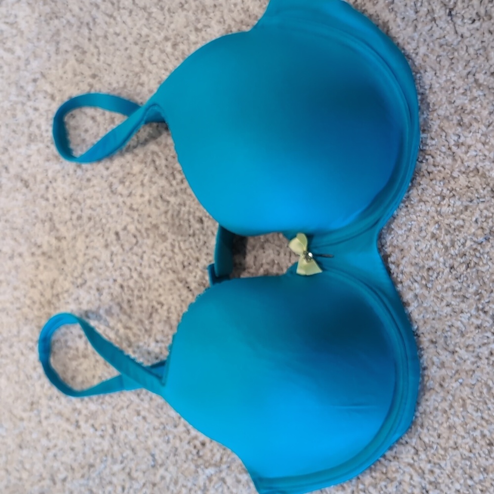 Victoria Secret Body by Victoria Lined Demi